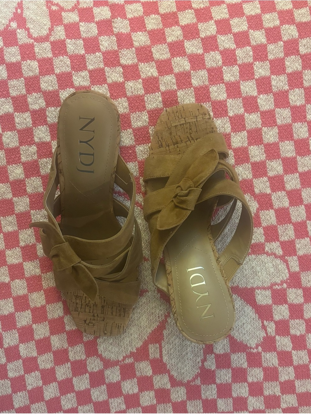 NYDJ Women's Knot Detail Tan Slide Sandals